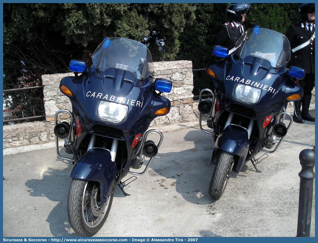 -
Arma dei Carabinieri
Bmw R850 RT
Parole chiave: CC;C.C.;Arma;dei;Carabinieri;Nucleo;Operativo;Radiomobile;Bmw;R850RT;R 850 RT;R;RT;850