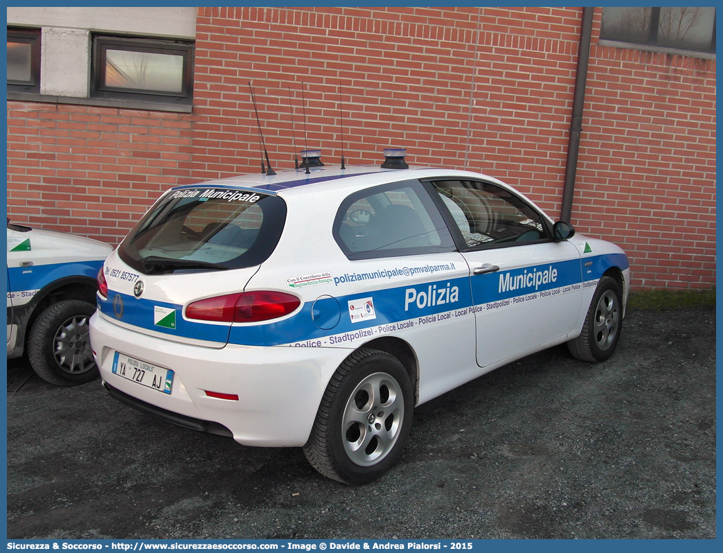 Polizia Locale YA727AJ
Polizia Municipale
Unione Montana Appennino Parma Est
Alfa Romeo 147 II serie
Allestitore Cormar S.a.s.
Parole chiave: Polizia;Locale;Municipale;Parma Est;Langhirano;Lesignano de Bagni;Monchio delle Corti;Neviano degli Arduini;Palanzano;Tizzano Val Parma;Alfa;Romeo;147;Cormar;YA727AJ;YA 727 AJ