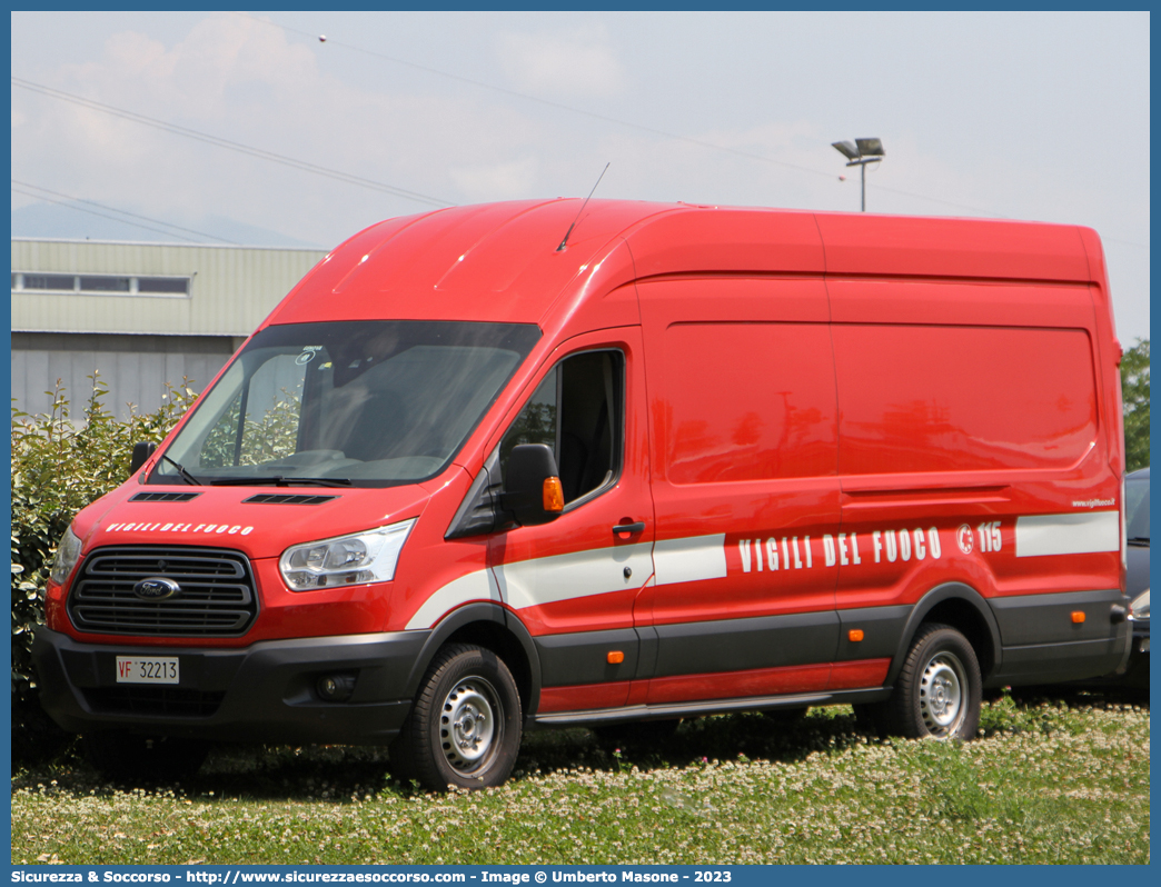 VF 32213
Corpo Nazionale Vigili del Fuoco
Ford Transit IV serie
Parole chiave: VF;V.F.;VVF;V.V.F.;Corpo;Nazionale;Vigili del Fuoco;Vigili;Fuoco;Ford;Transit