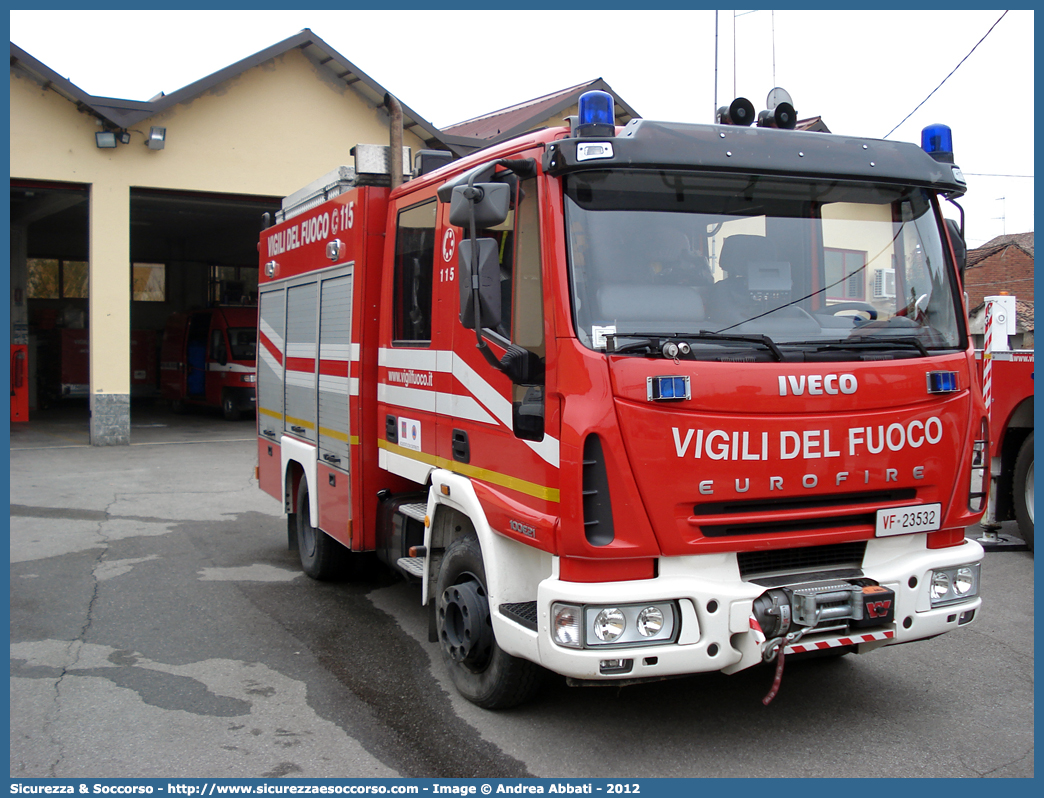 VF 23532
Corpo Nazionale Vigili del Fuoco
Iveco EuroCargo100E21 II serie
Allestitore Scelza S.n.c.
Parole chiave: VVF;V.V.F.;Corpo;Nazionale;Vigili;del;Fuoco;AutoPompaSerbatoio;APS;AutoPompa;Iveco;Scelza;EuroFire;100E21