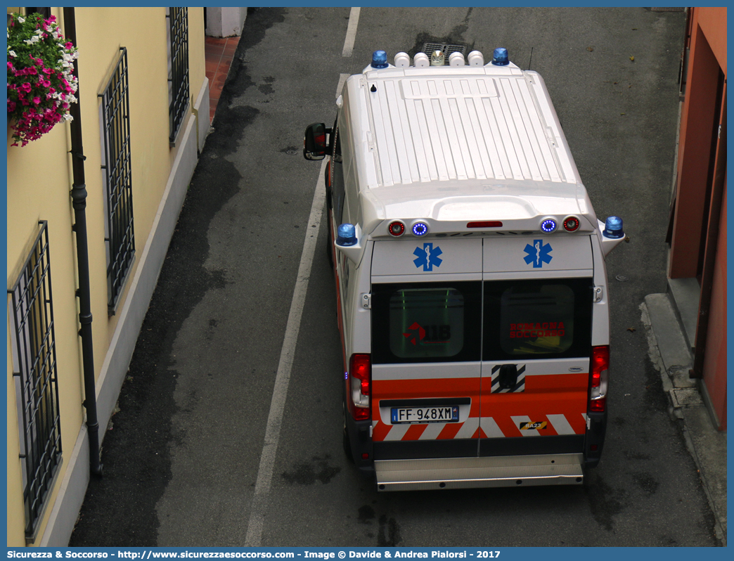 RA 23
118 Romagna Soccorso
Ambito Territoriale di Ravenna
Fiat Ducato III serie restyling
Allestitore Vision S.r.l.
Parole chiave: 118;Romagna;Ravenna;Soccorso;Ambulanza;Autoambulanza;Fiat;Ducato;X290;X 290;Vision