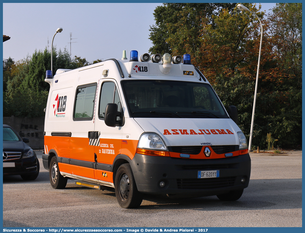 RA 26
118 Romagna Soccorso
Ambito Territoriale di Ravenna
Renault Master III serie
Allestitore Vision S.r.l.
Parole chiave: Renault;Master;118;Romagna;Ravenna;Soccorso;Ambulanza;Autoambulanza;Vision