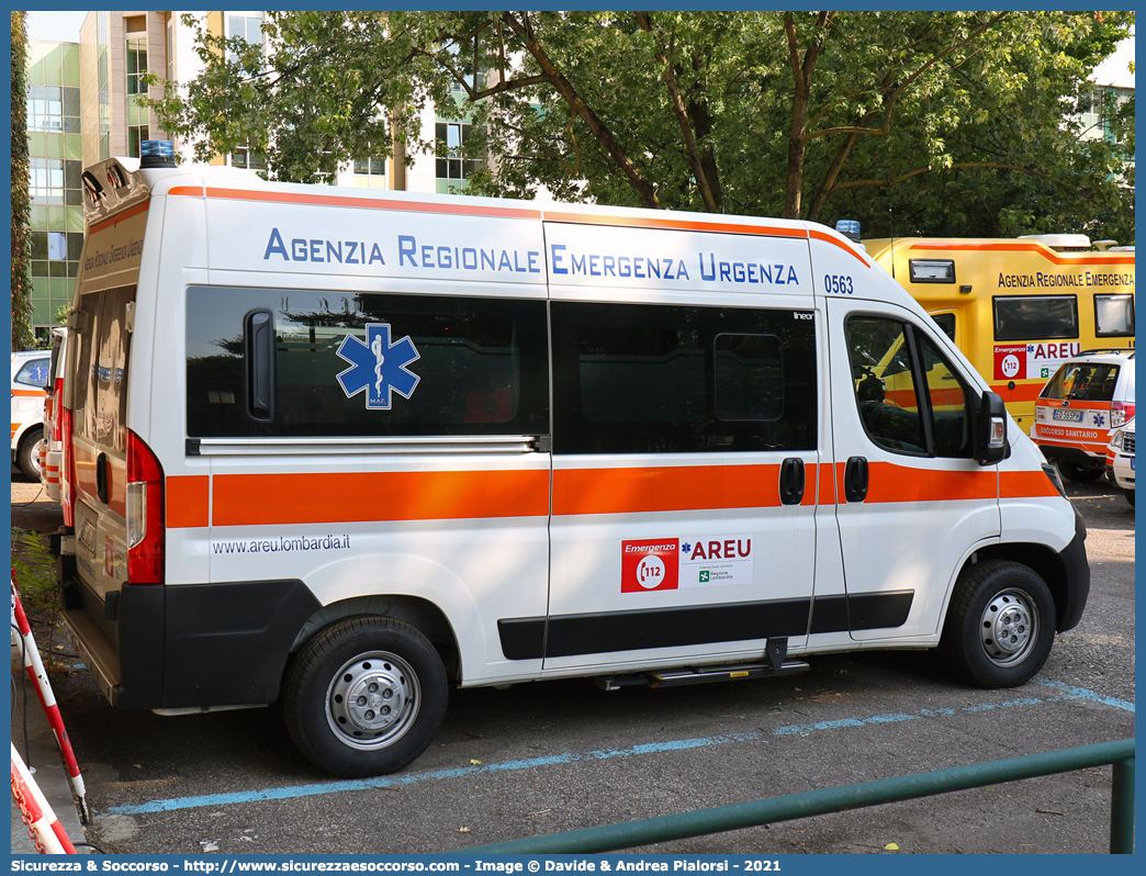 0563
118 Agenzia Regionale Emergenza Urgenza
Regione Lombardia
Peugeot Boxer III serie restyling
Allestitore MAF S.n.c.
Parole chiave: 118;AREU;A.R.E.U.;S.S.U.Em.;SSUEm;Ambulanza;Lombardia;Peugeot;Boxer;MAF