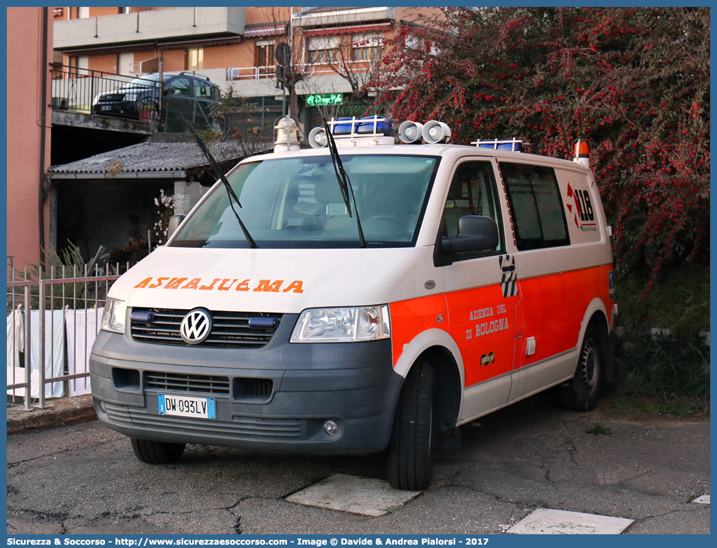 BO 0814
118 Bologna Soccorso
Volkswagen Transporter T5
Allestitore Vision S.r.l.
Parole chiave: 118;Bologna;Soccorso;Ambulanza;Autoambulanza;Volkswagen;Transporter;T5;GECAV;Gestione;Emergenza;Cantieri;Alta Velocità;Variante di Valico;Vision