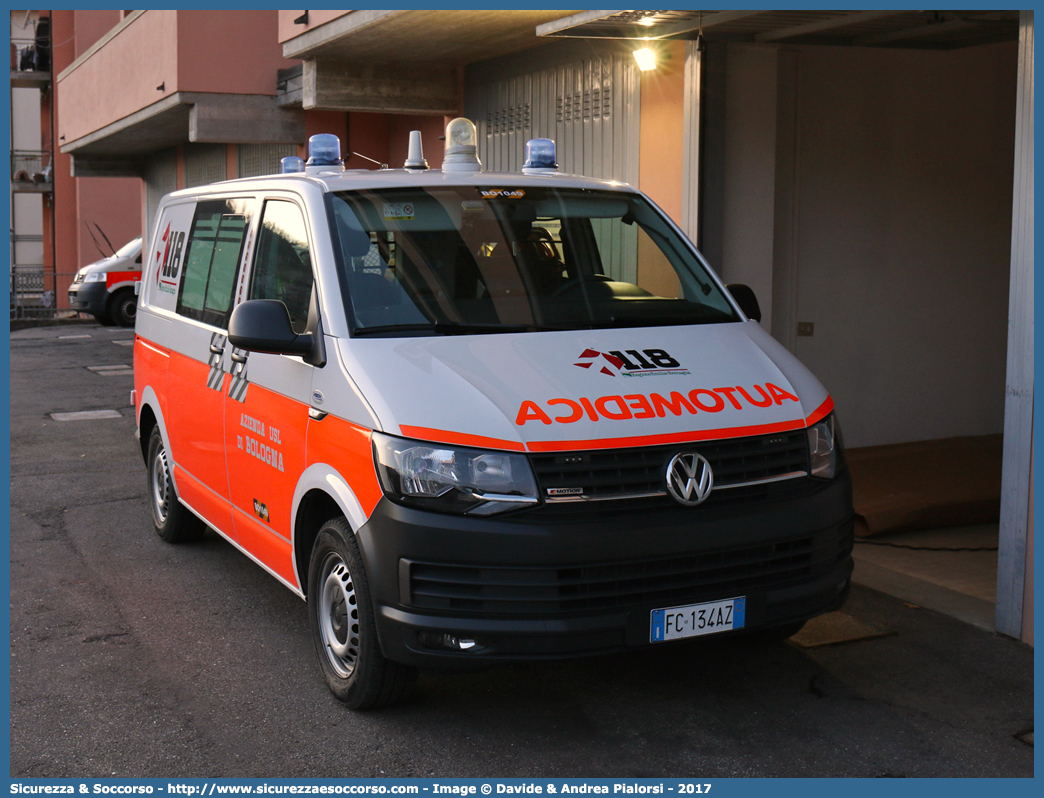 BO 1049
118 Bologna Soccorso
Volkswagen Transporter T6
Allestitore Vision S.r.l.
Parole chiave: 118;Bologna;Soccorso;Automedica;Automedicalizzata;Auto Medica;Auto Medicalizzata;Volkswagen;Transporter;T6;T 6;Vision