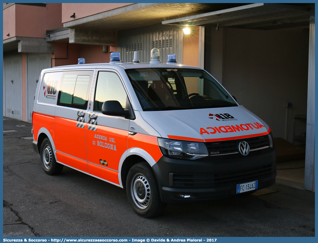 BO 1049
118 Bologna Soccorso
Volkswagen Transporter T6
Allestitore Vision S.r.l.
Parole chiave: 118;Bologna;Soccorso;Automedica;Automedicalizzata;Auto Medica;Auto Medicalizzata;Volkswagen;Transporter;T6;T 6;Vision