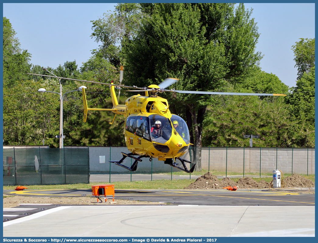 I-FNTS
118 Regione Emilia Romagna
EuroCopter EC145
Base di Bologna
Parole chiave: 118;Emilia Romagna;Bologna;EuroCopter;EC;145;I-FNTS;Elicottero;Elisoccorso