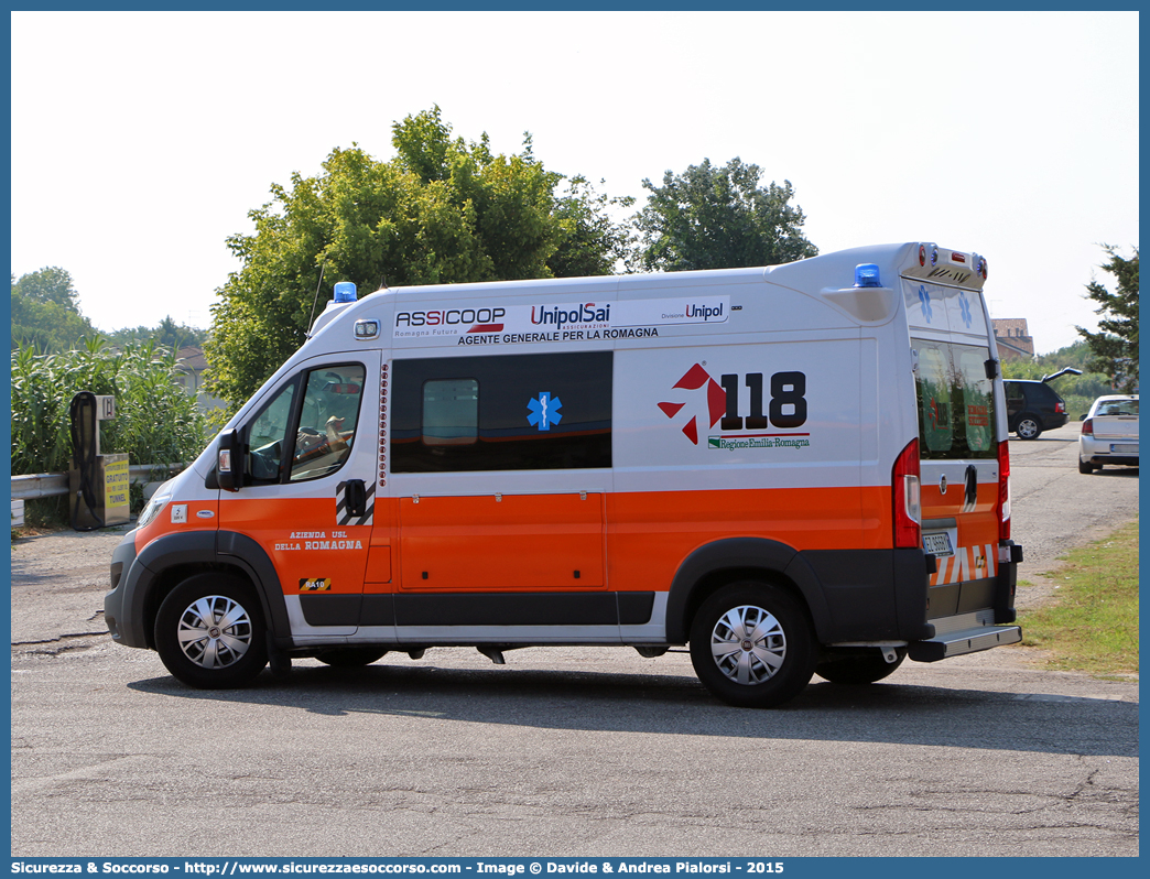 RA 10
118 Romagna Soccorso
Ambito Territoriale di Ravenna
Fiat Ducato III serie restyling
Allestitore Vision S.r.l.
Parole chiave: 118;Romagna;Ravenna;Soccorso;Ambulanza;Autoambulanza;Fiat;Ducato;X290;X 290;Vision