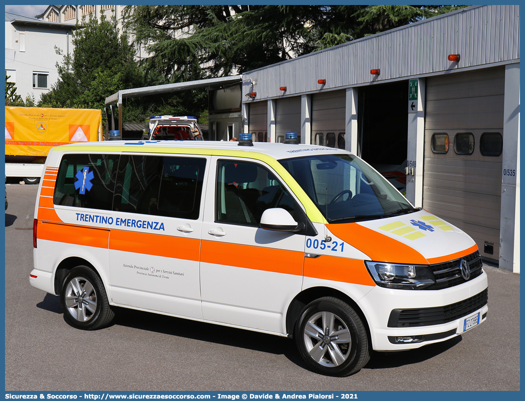 005-21
118 Trentino Emergenza
Volkswagen Transporter T6
Allestitore EDM S.r.l.
Parole chiave: 118;Trentino;Emergenza;Trento;Volkswagen;Transporter;T6;EDM