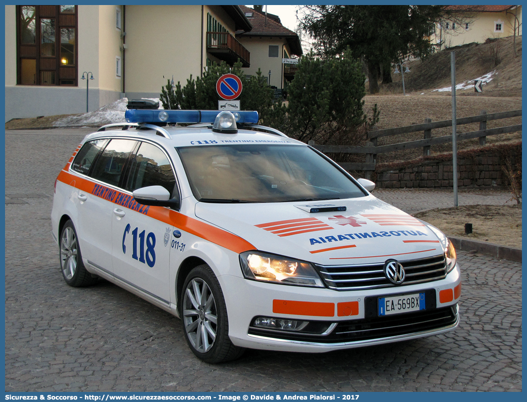 011-31
118 Trentino Emergenza
Volkswagen Passat Variant V serie
Allestitore Aricar S.p.A.
Parole chiave: 118;Trentino;Emergenza;Trento;Automedica;Autosanitaria;Volkswagen;Passat;Variant;Aricar