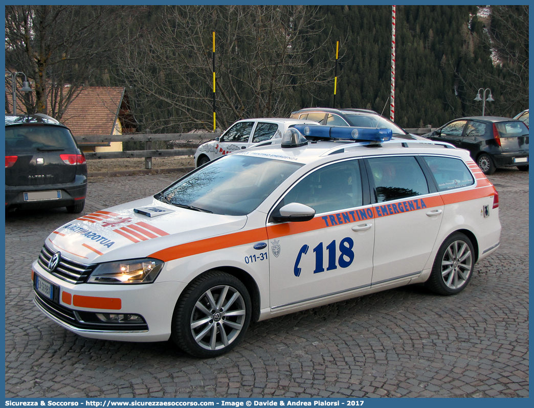 011-31
118 Trentino Emergenza
Volkswagen Passat Variant V serie
Allestitore Aricar S.p.A.
Parole chiave: 118;Trentino;Emergenza;Trento;Automedica;Autosanitaria;Volkswagen;Passat;Variant;Aricar