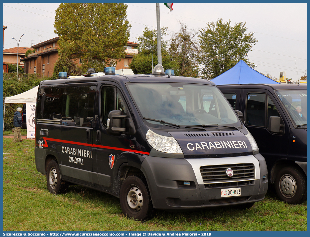 CC DC813
Arma dei Carabinieri
Centro e Nuclei Cinofili
Fiat Ducato III serie
Parole chiave: CC;C.C.;Arma;Carabinieri;Centro;Nucleo;Cinofili;Fiat;Ducato