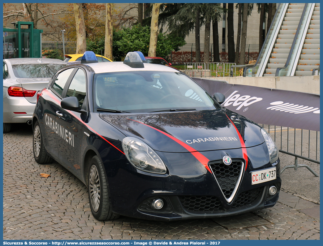 CC DK737
Arma dei Carabinieri
Alfa Romeo Nuova Giulietta
I serie II restyling
Allestitore Nuova Carrozzeria Torinese S.r.l.
Parole chiave: C.C.;CC;Arma;dei;Carabinieri;Alfa;Romeo;Giulietta