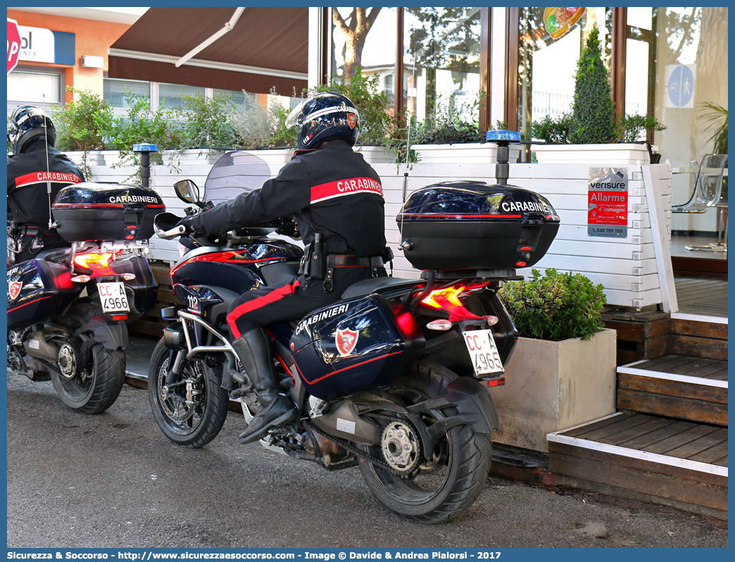 CC A4965
Arma dei Carabinieri
Ducati Multistrada 1200 S
Allestitore Focaccia Group S.r.l.
Parole chiave: Arma dei Carabinieri;Carabinieri;Radiomobile;Ducati;Multistrada;1200;1200S;Focaccia