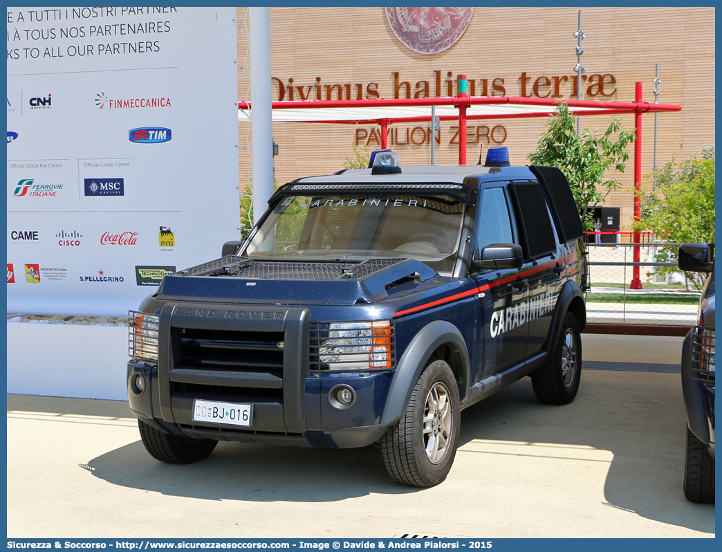 CC BJ016
Arma dei Carabinieri
Battaglioni Mobili
Land Rover Discovery 3
Parole chiave: Arma dei Carabinieri;Battaglioni Mobili;Land Rover Discovery 3;Blindato;Ordine Pubblico