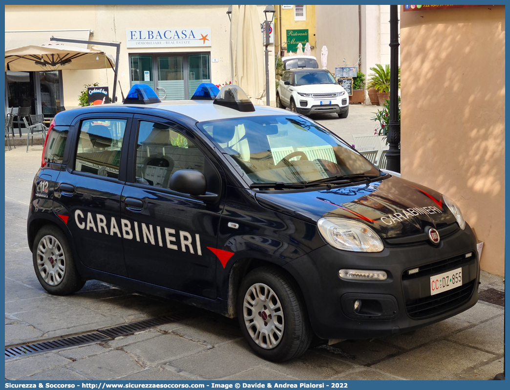 CC DZ855
Arma dei Carabinieri
Fiat Nuova Panda II serie restyling
Parole chiave: CC;C.C.;Arma;dei;Carabinieri;Fiat;Nuova;Panda