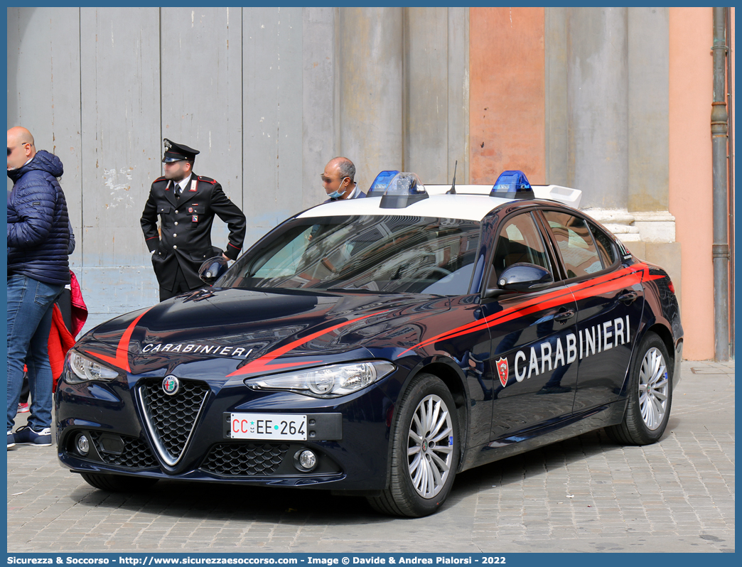 CC EE264
Arma dei Carabinieri
Alfa Romeo Nuova Giulia
Parole chiave: CC;C.C.;Arma;dei;Carabinieri;Alfa;Romeo;Nuova;Giulia