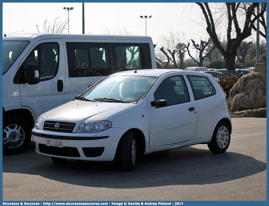 CP 1724
Corpo delle Capitanerie di Porto
Guardia Costiera 
Fiat Punto III serie
Parole chiave: CP;C.P.;GC;G.C.;Guardia;Costiera;Capitaneria;Capitanerie;di;Porto;Fiat;Punto