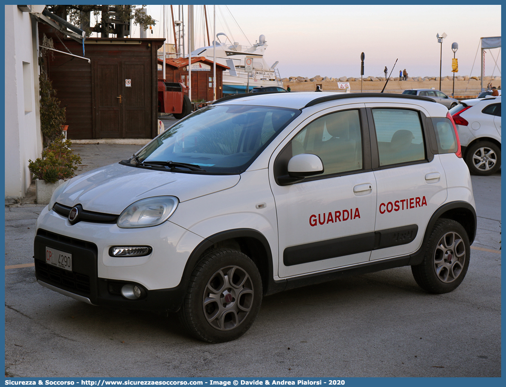 CP 4290
Corpo delle Capitanerie di Porto
Guardia Costiera
Fiat Nuova Panda 4x4 II serie
Parole chiave: GC;G.C.;CP;C.P.;Guardia;Costiera;Capitaneria;Capitanerie;di;Porto;Fiat;Nuova;Panda;4x4