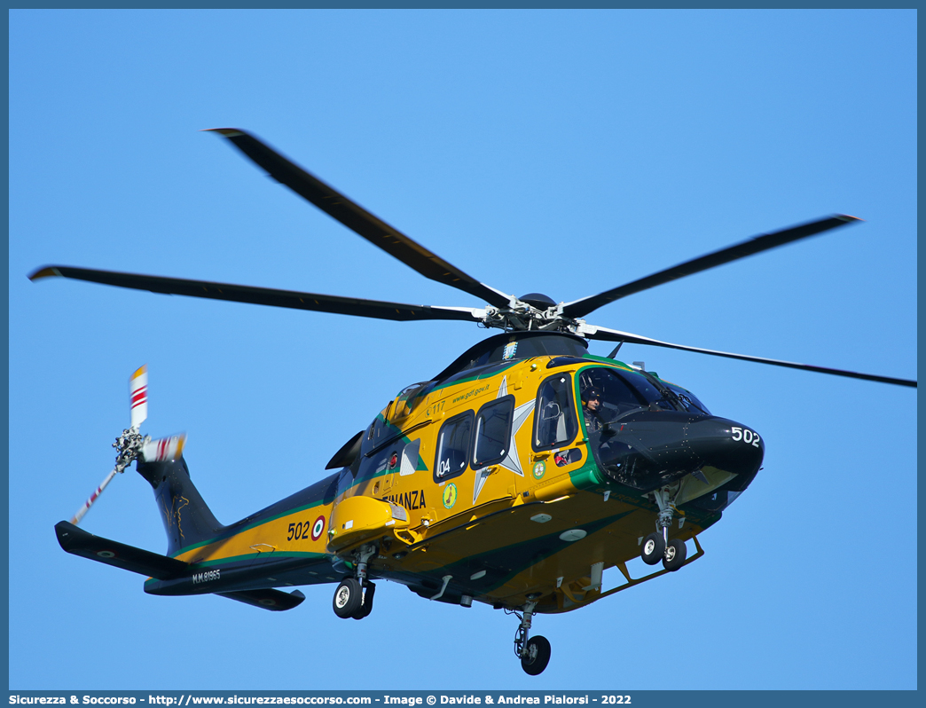 MM81965/ GF 502
Guardia di Finanza
R.O.A.N. Componente Aerea
Leonardo Helicopters UH169A
Parole chiave: GdiF;G.D.F.;GDF;Guardia di Finanza;R.O.A.N.;ROAN;Componente Aerea;Leonardo;Helicopters;Agusta;Westland;AW169;UH169A