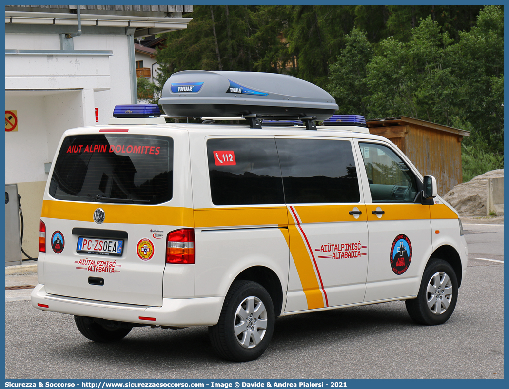 PC ZS0EA
Corpo Nazionale
Soccorso Alpino e Speleologico
Delegazione Alpina III Alto Adige
Stazione Alta Badia
Volkswagen Transporter T5
(Variante)
Parole chiave: CNSAS;C.N.S.A.S.;Corpo;Nazionale;Soccorso;Alpino;Speleologico;Alto Adige;Alta;Badia;Volkswagen;Transporter;T5