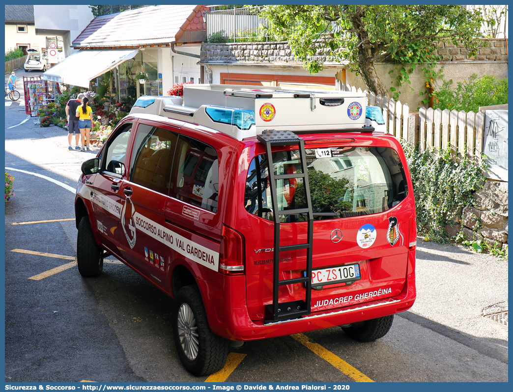 PC ZS10G
Bergrettungsdienst im Alpenverein Südtirol
Bergrettung Gröden - Soccorso Alpino Val Gardena
Mercedes-Benz Classe V 4x4 III serie
Allestitore Kofler Fahrzeugbau S.n.c.
Parole chiave: AVS;A.V.S.;CNSAS;C.N.S.A.S.;Soccorso;Alpino;Spelelogico;Bergrettungsdienst;Alpenverein;Südtirol;Gröden;Val;Gardena;Judacrëp;Gherdëina;Catores;Mercedes;Benz;Classe V;Kofler;Fahrzeugbau