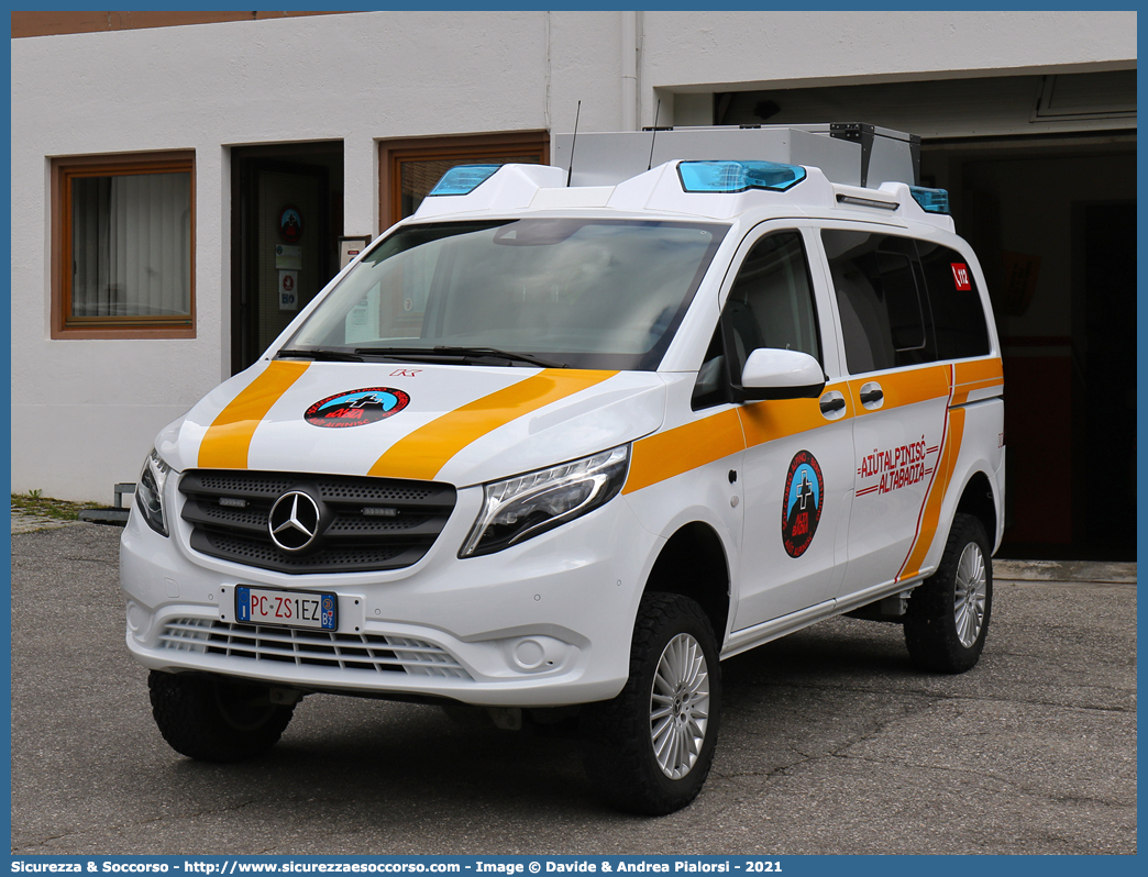 PC ZS1EZ
Corpo Nazionale
Soccorso Alpino e Speleologico
Delegazione Alpina III Alto Adige
Stazione Alta Badia
Mercedes-Benz Classe V 4x4 III serie
Allestitore Kofler Fahrzeugbau S.n.c.
Parole chiave: CNSAS;C.N.S.A.S.;Corpo;Nazionale;Soccorso;Alpino;Speleologico;Alto Adige;Alta;Badia;Mercedes;Benz;Classe V;Kofler