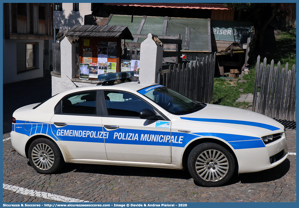 Polizia Municipale
Comune di Castelrotto
Alfa Romeo 159
Allestitore MobilTec GmbH
Parole chiave: PL;PM;P.L.;P.M.;Polizia;Locale;Municipale;Castelrotto;Alfa;Romeo;159