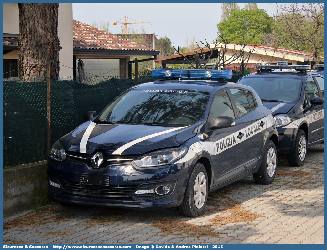 -
Polizia Locale
Comune di Montebelluna
Renault Megane V serie
Allestitore Focaccia Group S.r.l.
Parole chiave: Polizia;Locale;Municipale;Montebelluna;Renault;Megane;Focaccia