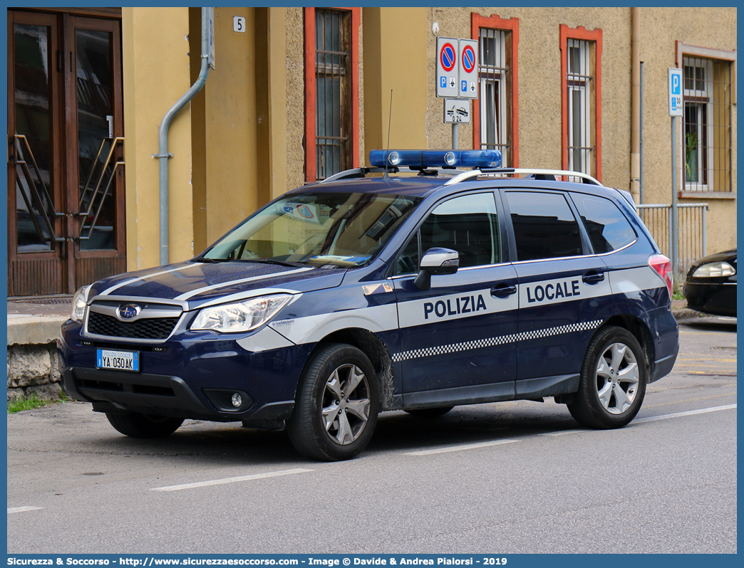 Polizia Locale YA030AK
Polizia Locale
Comune di Cortina d'Ampezzo
Subaru Forester VI serie
Allestitore Bertazzoni S.r.l.
Parole chiave: PL;P.L.;PM;P.M.;Polizia;Locale;Municipale;Cortina d&#039;Ampezzo;Cortina;Ampezzo;Subaru;Forester;Bertazzoni