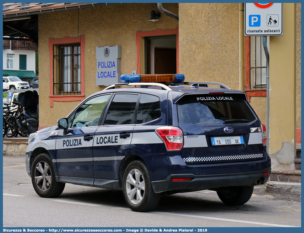 Polizia Locale YA030AK
Polizia Locale
Comune di Cortina d'Ampezzo
Subaru Forester VI serie
Allestitore Bertazzoni S.r.l.
Parole chiave: PL;P.L.;PM;P.M.;Polizia;Locale;Municipale;Cortina d&#039;Ampezzo;Cortina;Ampezzo;Subaru;Forester;Bertazzoni