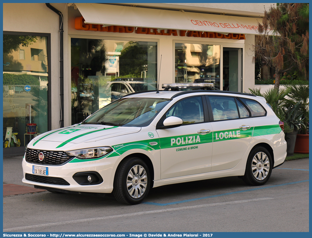 Polizia Locale YA181AF
Polizia Locale
Comune di Broni
Fiat Nuova Tipo Station Wagon
Allestitore Bertazzoni S.r.l.
Parole chiave: Polizia;Locale;Municipale;Broni;Fiat;Tipo;Nuova;Bertazzoni