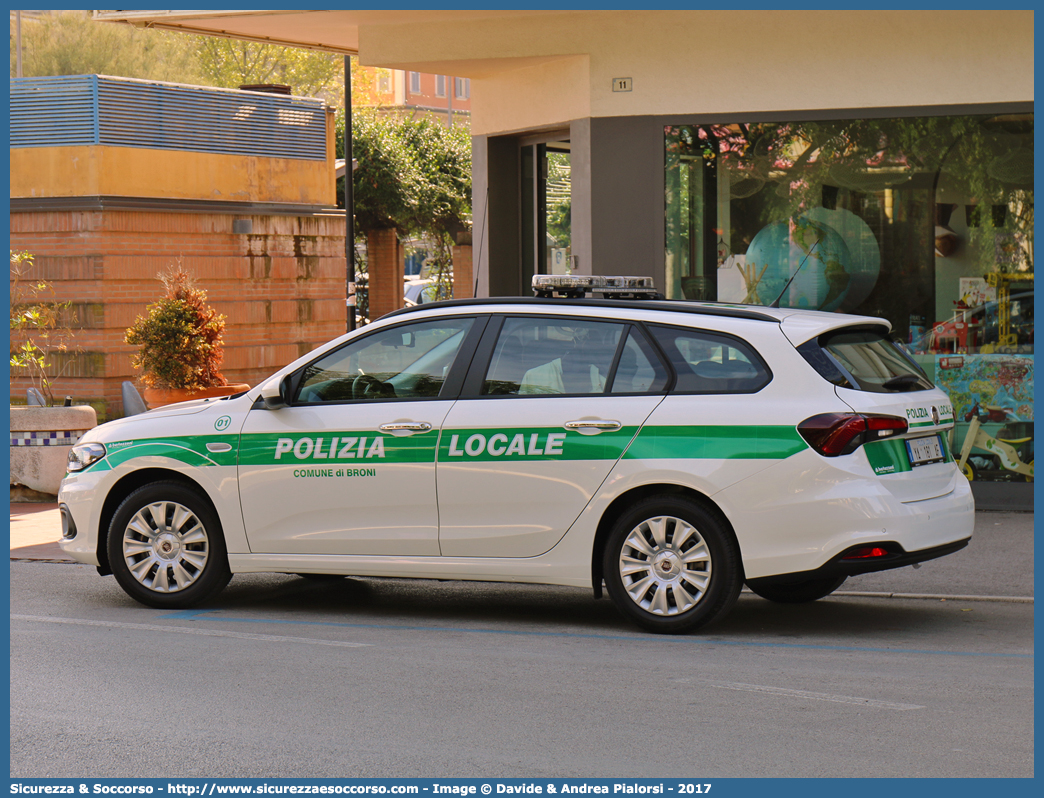 Polizia Locale YA181AF
Polizia Locale
Comune di Broni
Fiat Nuova Tipo Station Wagon
Allestitore Bertazzoni S.r.l.
Parole chiave: Polizia;Locale;Municipale;Broni;Fiat;Tipo;Nuova;Bertazzoni