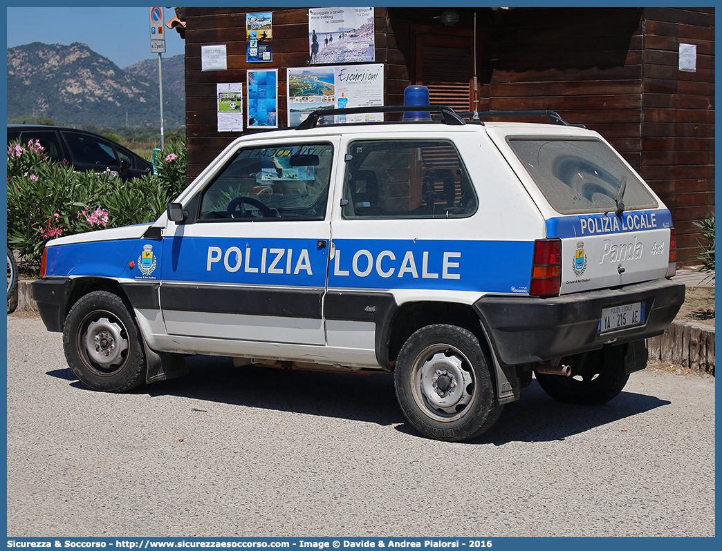 Polizia Locale YA215AE
Polizia Locale
Comune di San Teodoro
Fiat Panda 4x4 II serie
Parole chiave: Polizia;Locale;Municipale;San Teodoro;Fiat;Panda;4x4;YA215AE;YA 215 AE