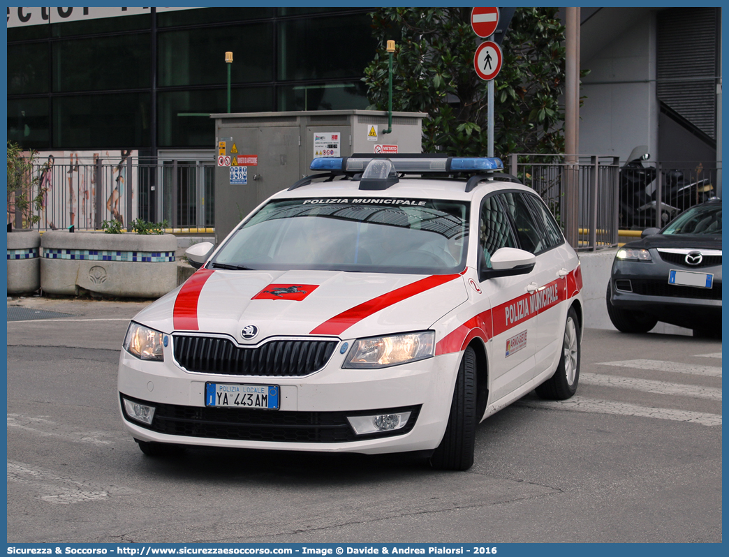 Polizia Locale YA443AM
Polizia Municipale
Corpo Unico Arno - Sieve
Skoda Octavia Wagon IV serie
Allestitore Ciabilli S.r.l.
Parole chiave: Polizia;Locale;Municipale;Arno;Sieve;Pontassieve;Rignano sull&#039;Arno;Skoda;Octavia;Ciabilli