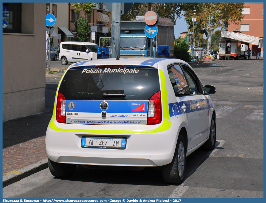 Polizia Locale YA467AM
Polizia Municipale
Comune di Sassuolo
Skoda Citygo
Allestitore Ciabilli S.r.l.
Parole chiave: Polizia;Locale;Municipale;Sassuolo;Skoda;Citygo;Ciabilli