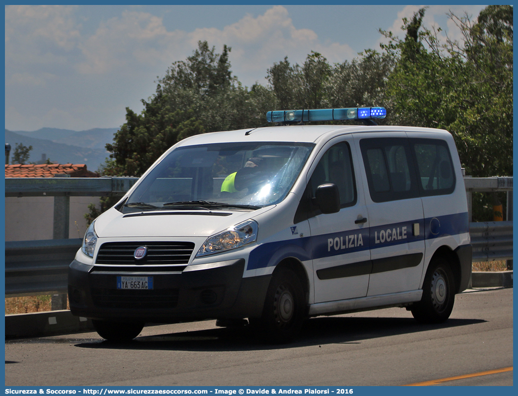 Polizia Locale YA663AG
Polizia Locale
Comune di Olbia
Fiat Scudo IV serie
Parole chiave: PL;PM;P.L.;P.M.;Polizia;Locale;Municipale;Olbia;Fiat;Scudo