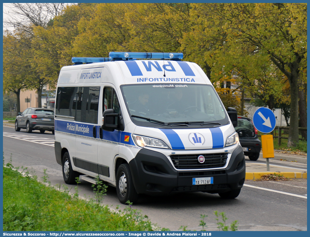 Polizia Locale YA712AF
Polizia Municipale
Comune di Ravenna
Fiat Ducato III serie restyling
Parole chiave: Polizia;Locale;Municipale;Ravenna;Fiat;Ducato;X290