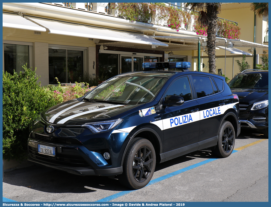 Polizia Locale YA820AL
Polizia Municipale
Comune di Vittorio Veneto
Toyota Rav4 V serie restyling
Allestitore 1Stop S.r.l.
Parole chiave: PL;P.L.;PM;P.M.;Polizia;Locale;Municipale;Vittorio;Veneto;Toyota;Rav 4;1Stop