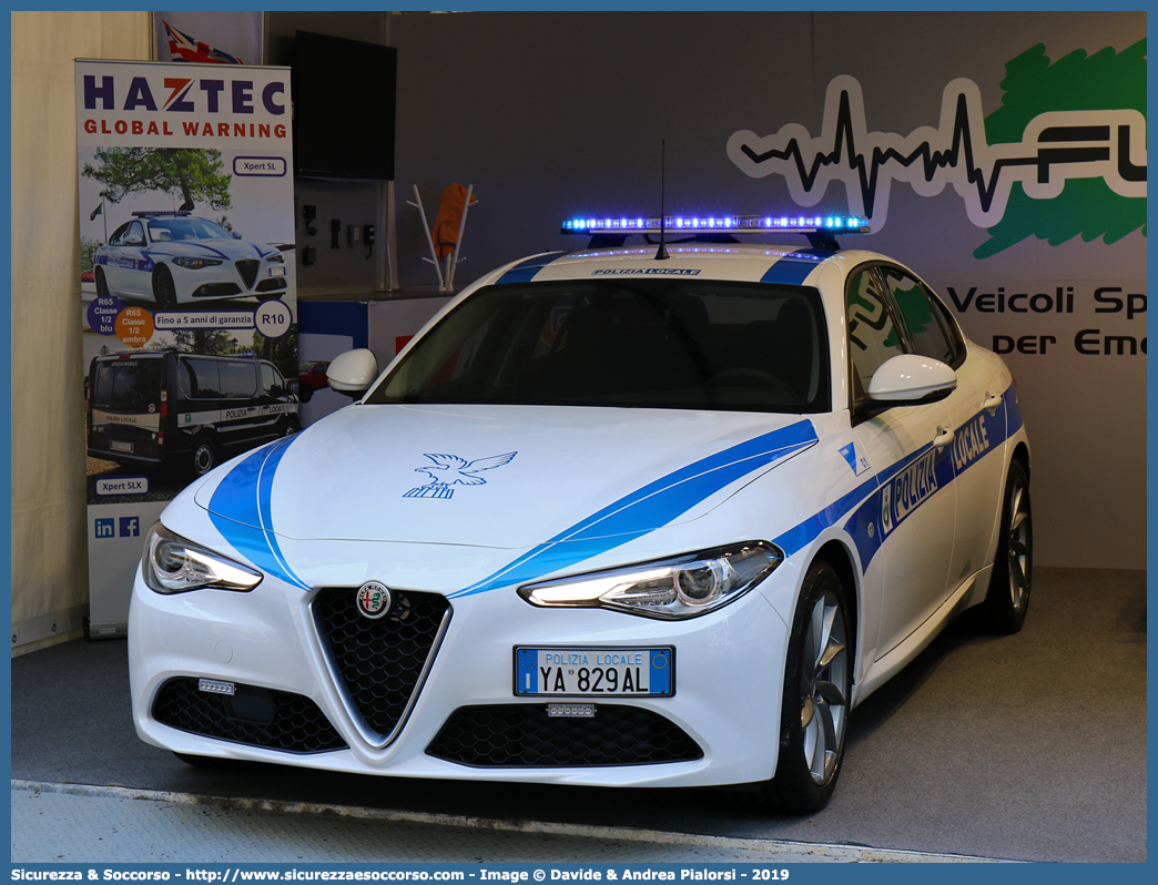 Polizia Locale YA829AL
Polizia Locale
Comune di Udine
Alfa Romeo Nuova Giulia
Allestitore Futura Veicoli Speciali
Parole chiave: Polizia;Locale;Comunale;Municipale;Udine;Alfa;Romeo;Giulia;Futura