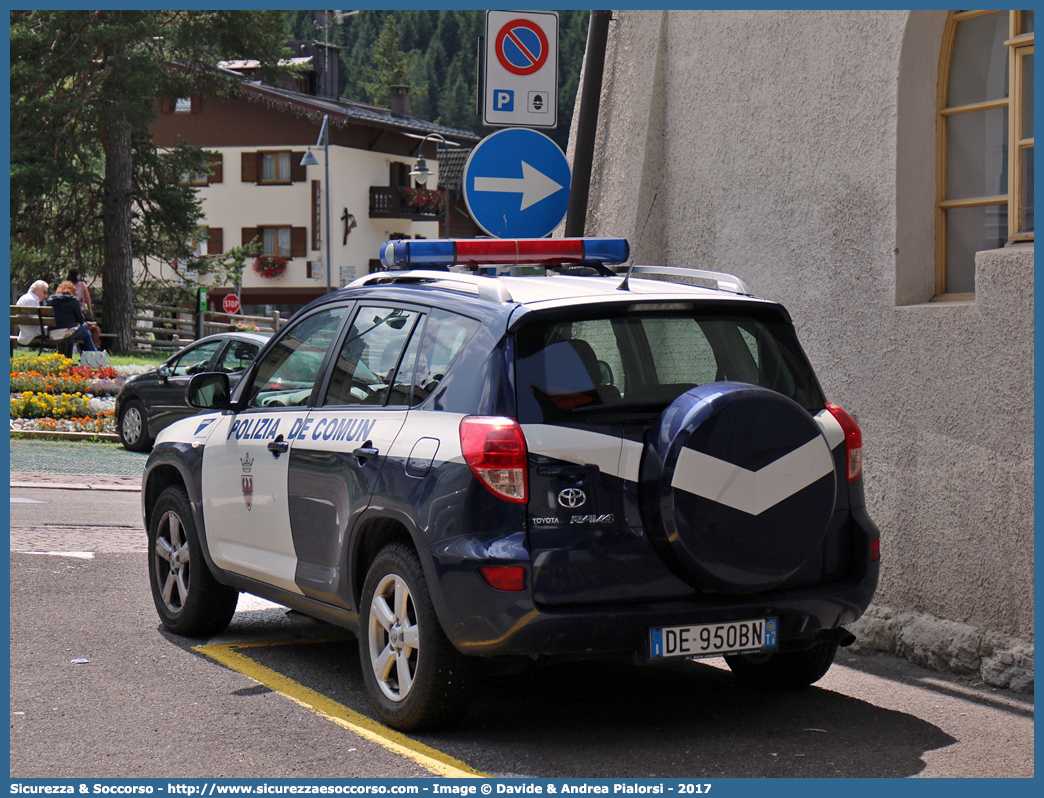 -
Polizia Municipale
Comune di Canazei
Toyota Rav4 III serie
(variante)
Parole chiave: Polizia;Locale;Municipale;Canazei;Toyota;Rav4