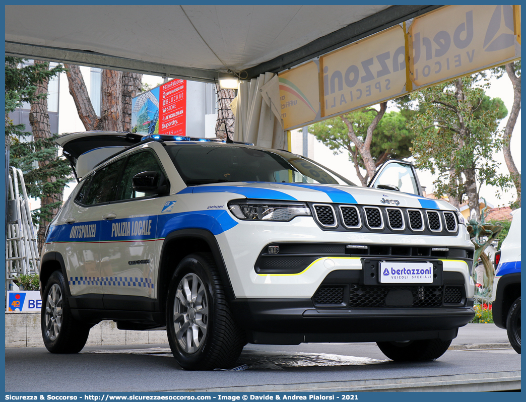 -
Polizia Locale
Comune di Castelrotto
Jeep Compass 4xe II serie II restyling
Allestitore Bertazzoni S.r.l.
Parole chiave: Polizia;Locale;Municipale;Gemeindepolizei;OrtspolizeiCastelrotto;Jeep;Compass;4xe;Bertazzoni