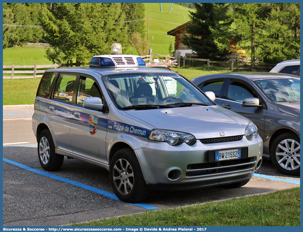 -
Polizia Municipale
Comune di Selva di Val Gardena
Honda H-RV I serie restyling
Parole chiave: Polizia;Locale;Municipale;Gemeindepolizei;De Comun;Selva;Val Gardena;Honda;H-RV;HRV