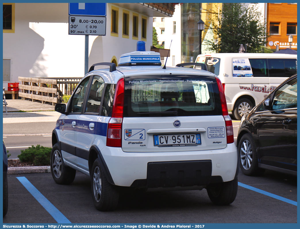 -
Polizia Municipale
Comune di Selva di Val Gardena
Fiat Nuova Panda 4x4 I serie
Parole chiave: Polizia;Locale;Municipale;Gemeindepolizei;De Comun;Selva;Val Gardena;Fiat;Panda;4x4