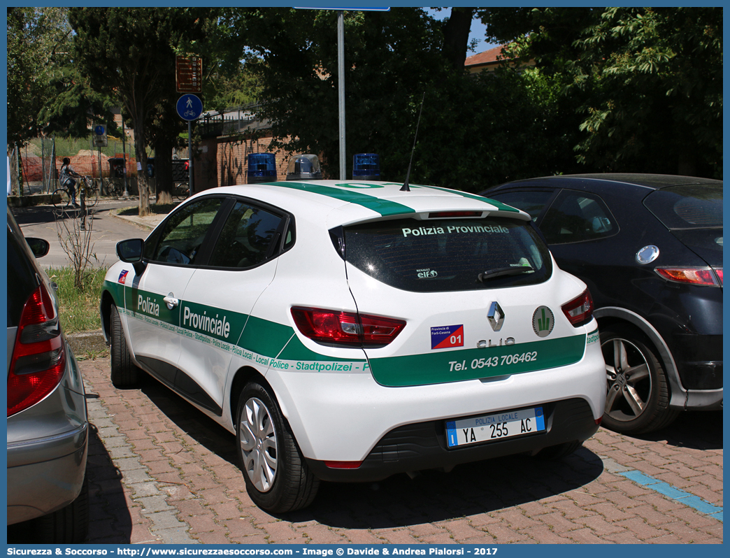 Polizia Locale YA255AC
Polizia Provinciale
Provincia di Forlì - Cesena
Renault Clio VI serie
Allestitore Focaccia Group S.r.l.
Parole chiave: Polizia;Locale;Provinciale;Forlì;Cesena;Renault;Clio;Focaccia