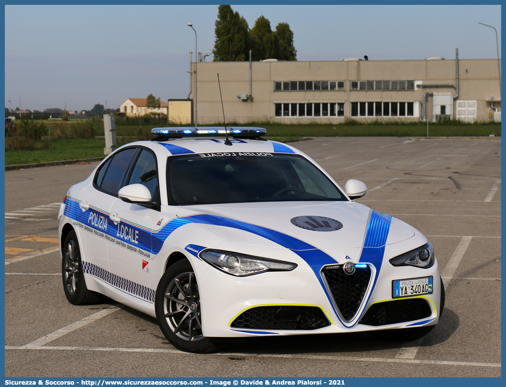 Polizia Locale YA340AG
Polizia Locale
Comune di Molinella
Alfa Romeo Nuova Giulia
Allestitore Bertazzoni S.r.l.
Parole chiave: Polizia;Locale;Municipale;Molinella;Alfa Romeo;Nuova Giulia;Bertazzoni