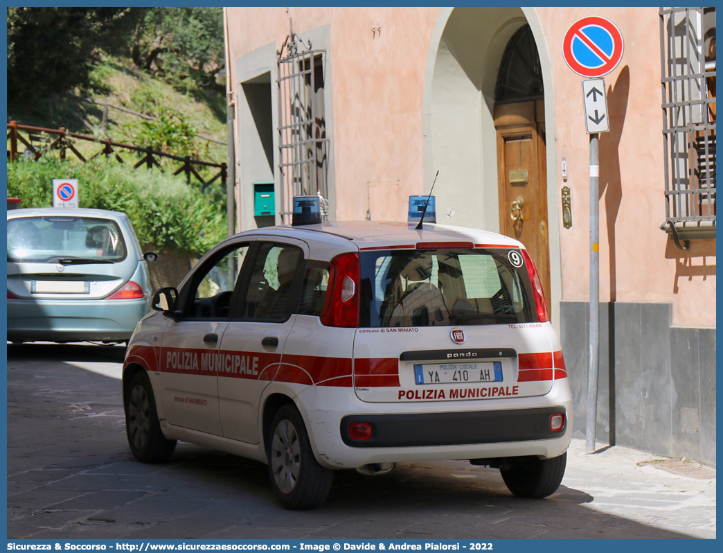 Polizia Locale YA410AH
Polizia Municipale
Comune di San Miniato
Fiat Nuova Panda II serie
Allestitore Ciabilli S.r.l.

Parole chiave: Polizia;Locale;Municipale;San Miniato;Fiat;Panda;Ciabilli