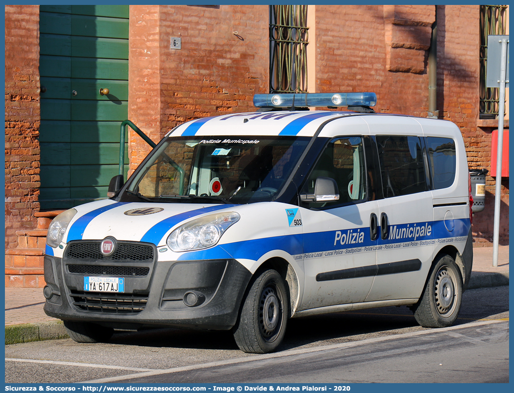 Polizia Locale YA617AJ
Polizia Municipale
Corpo Intercomunale del Delta
Fiat Doblò II serie
Allestitore Focaccia Group S.r.l.
Parole chiave: Polizia;Locale;Municipale;Delta;Codigoro;Goro;Lagosanto;Massa Fiscaglia;Mesola;Migliarino;Migliaro;Ostellato;Fiat;Doblo;Doblò