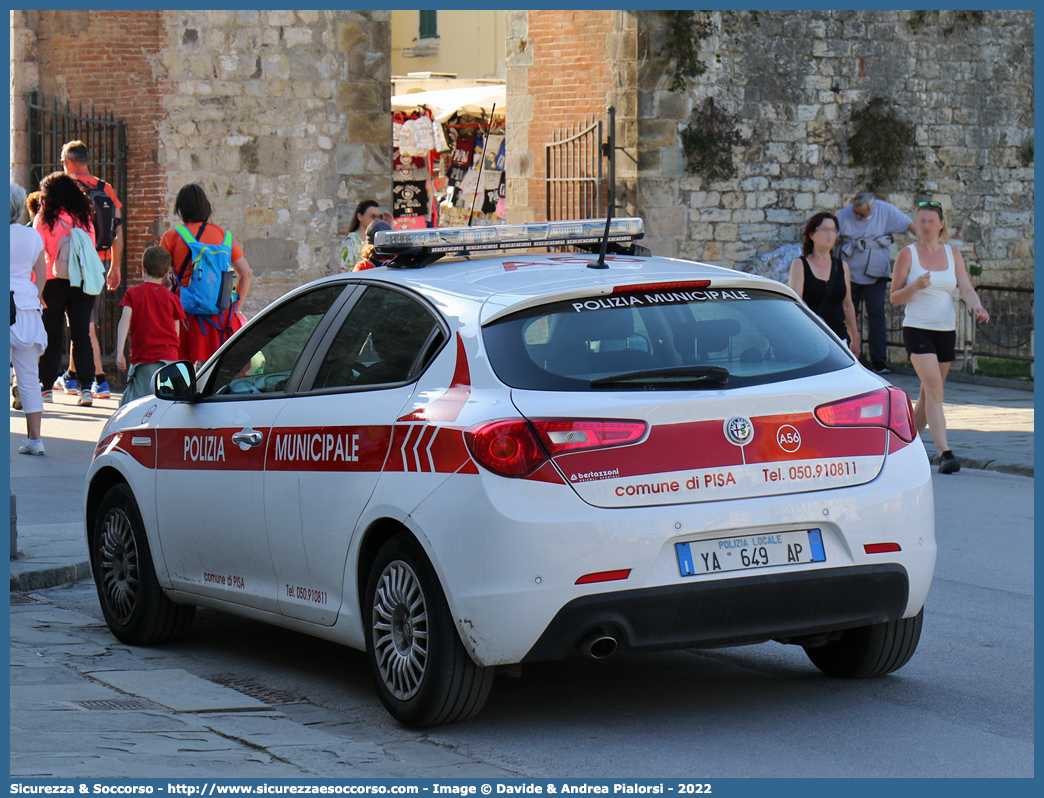 Polizia Locale YA649AP
Polizia Municipale
Comune di Pisa
Alfa Romeo Nuova Giulietta
I serie II restyling
Allestitore Bertazzoni S.r.l.
Parole chiave: PL;P.L.;PM;P.M.;Polizia;Locale;Municipale;Pisa;Alfa;Romeo;Nuova;Giulietta;Bertazzoni