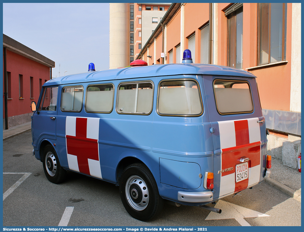 Polizia 52415
Polizia di Stato
Servizio Sanitario
Alfa Romeo F12
Parole chiave: Polizia di Stato;Polizia;PS;Servizio Sanitario;Fiat;Ambulanza;Alfa;Romeo;F12